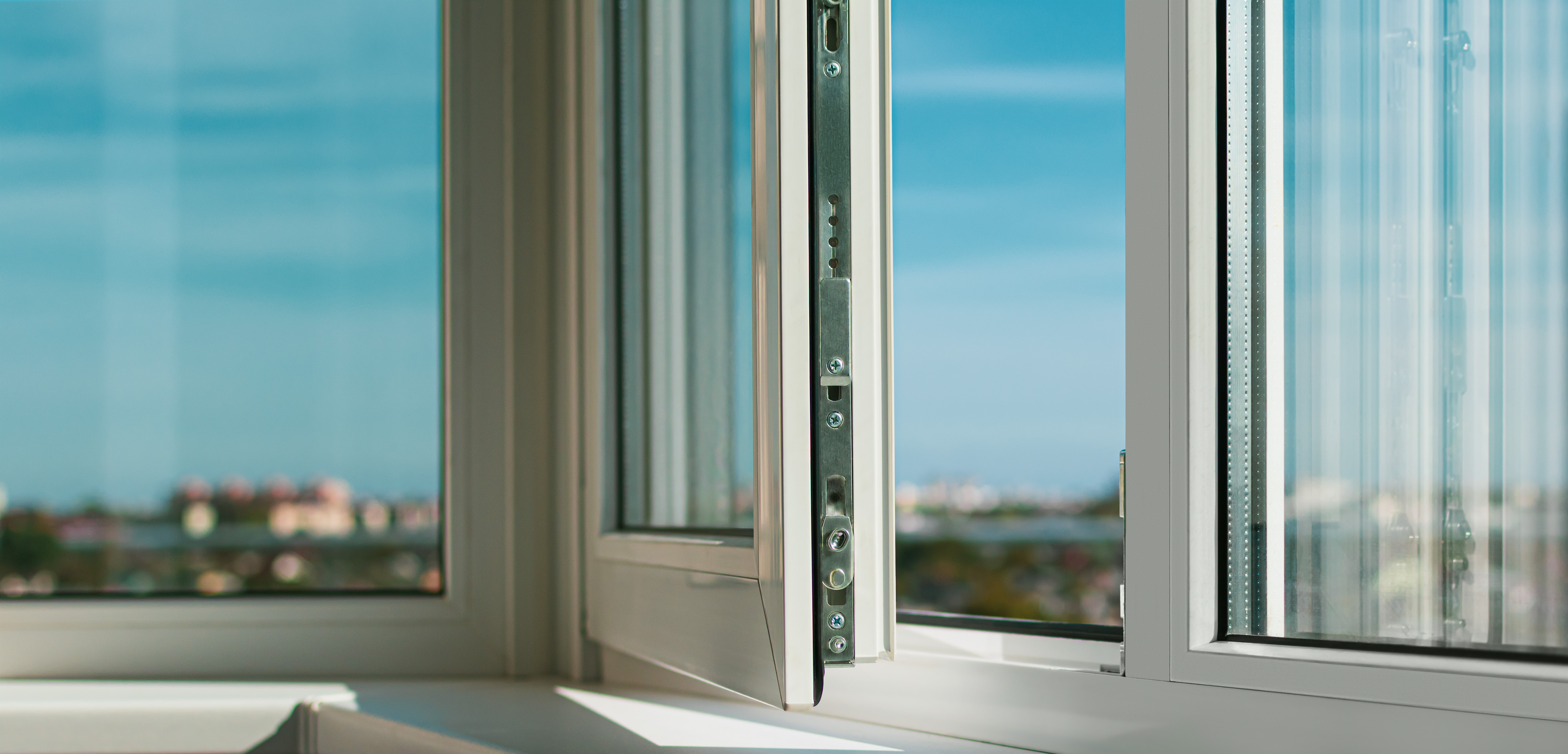 Infissi PVC esposti a forti temperature: come evitare danni